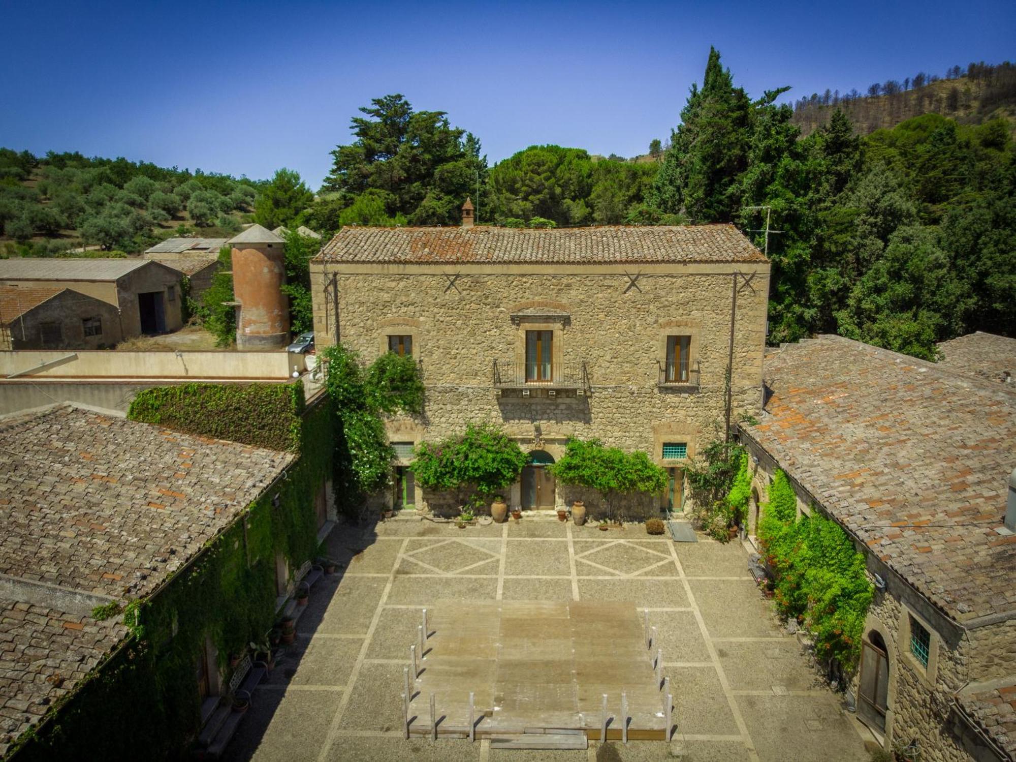 Agriturismo Feudo Tudia Landro 외부 사진